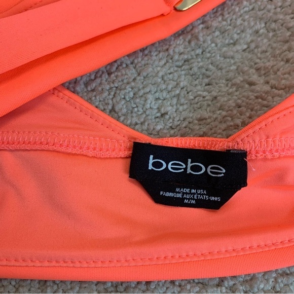 BEBE neon coral peach pink halter crop top open back Sz M NWOT - Picture 7 of 12